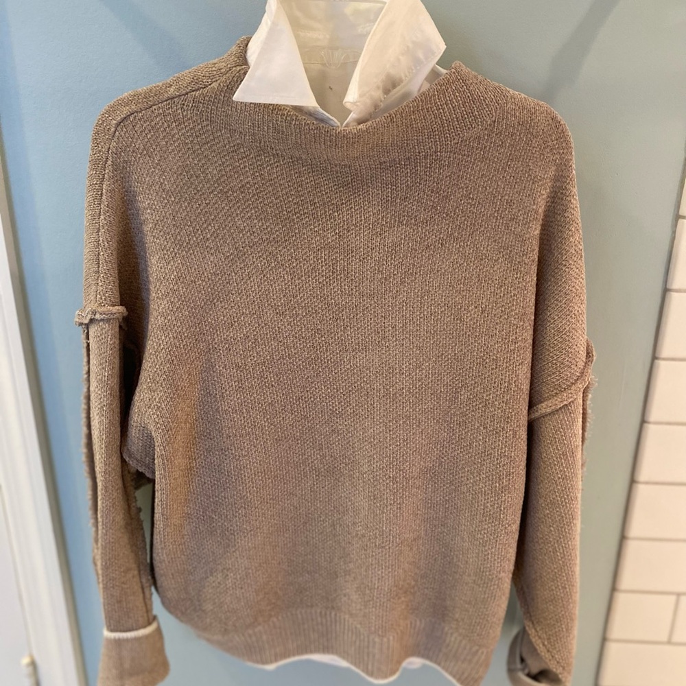 NWT Oatmeal Slouchy Exposed Seam Pullover. Loose turtleneck.  Boutique $ tag. S